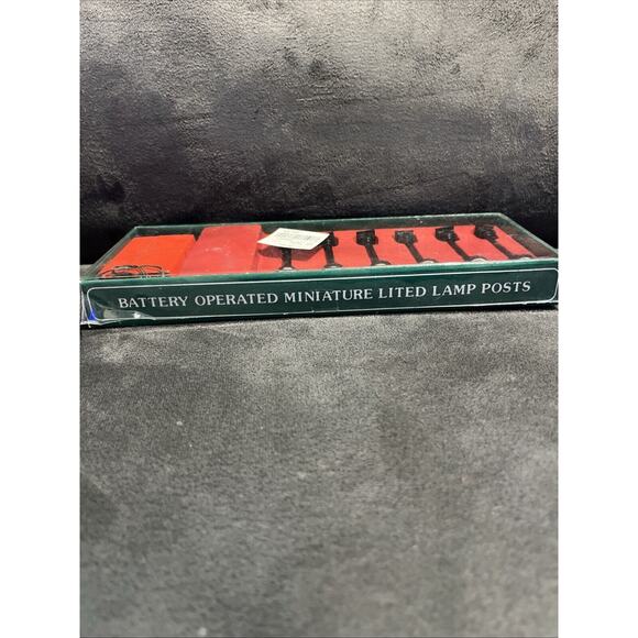 NIB Set of 6 Battery Operated LAMP POSTS Street Lamps Dollhouse Miniatures - Picture 4 of 5